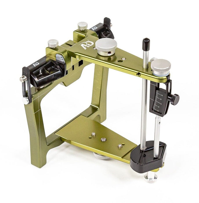 Articulator with Curved Incisal Pin Module